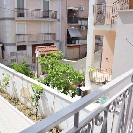 דירות קנוסה די פוליה Casa Di Marco2 מראה חיצוני תמונה